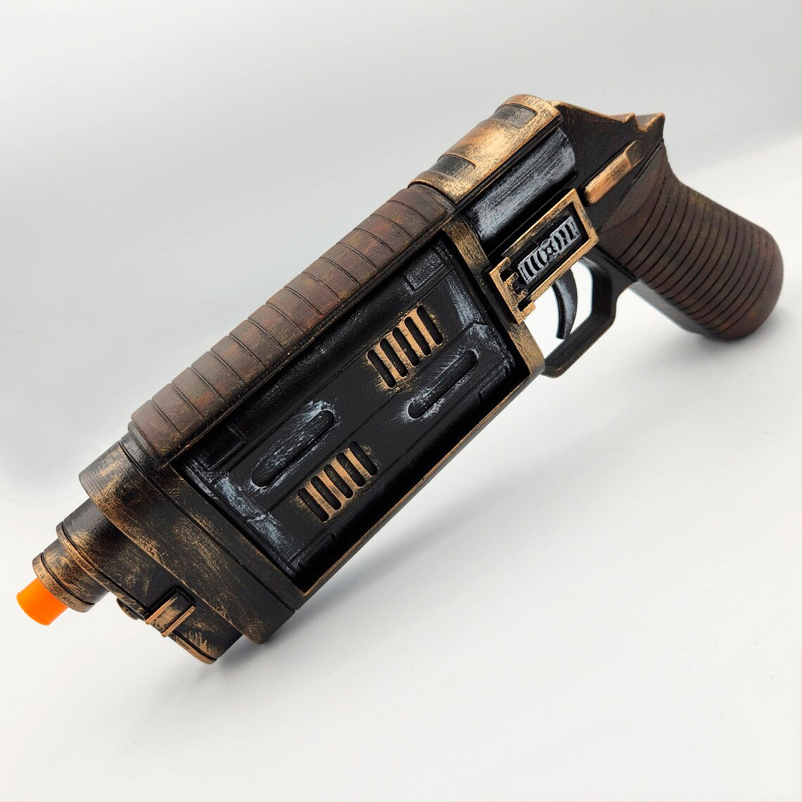 MW-20 Bryar Blaster Pistol Cosplay Handmade