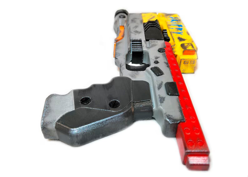 Handmade Skippy Arasaka blaster - Prop Cosplay