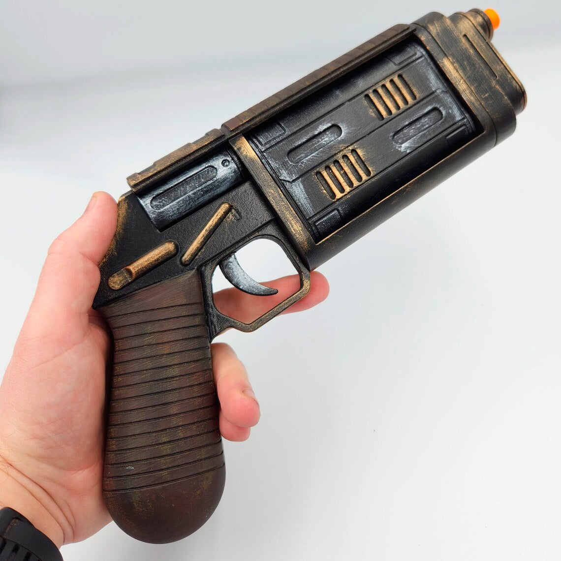 MW-20 Bryar Blaster Pistol Cosplay Handmade