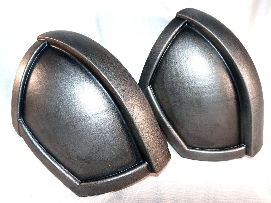 Mandalorian Beskar Armor Painted - Left and Right Shoulder Handmade
