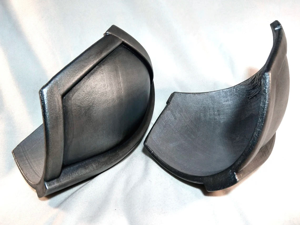 Mandalorian Beskar Armor Painted - Left and Right Shoulder Handmade