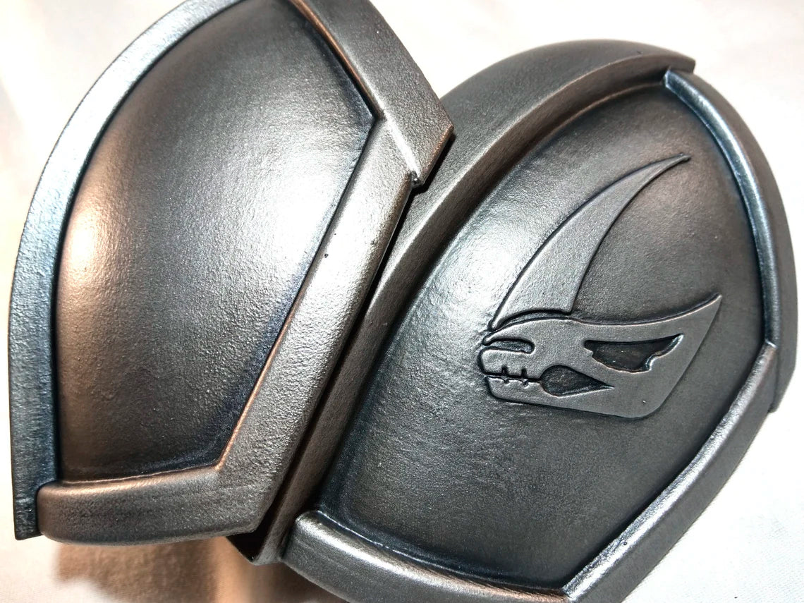 Mandalorian Beskar Armor Painted - Left and Right Shoulder Handmade